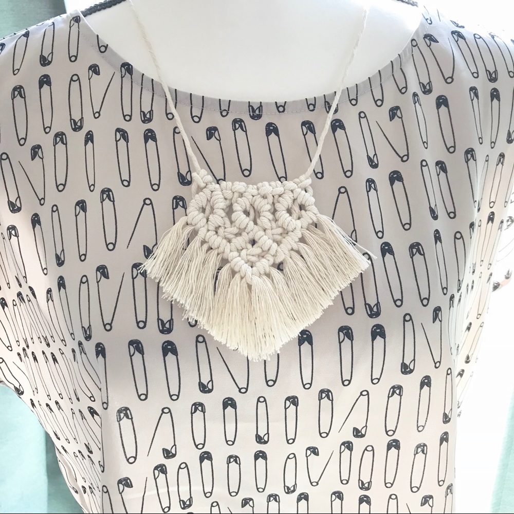Macrame boho statement necklace cream